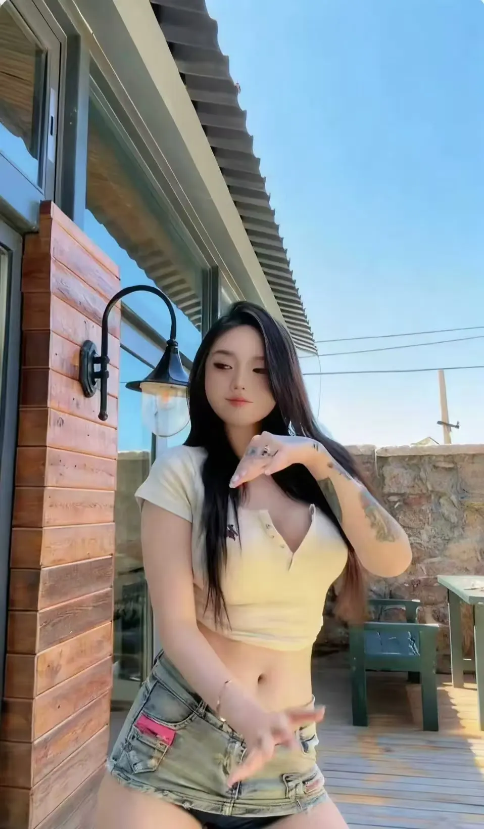 免费狂欢！《Meena 成美男》高清全集未删减中文版强势来袭-资源全面开放获取-免费在线看无广告-网盘便捷备份存储-一次看遍Meena 成美男全集